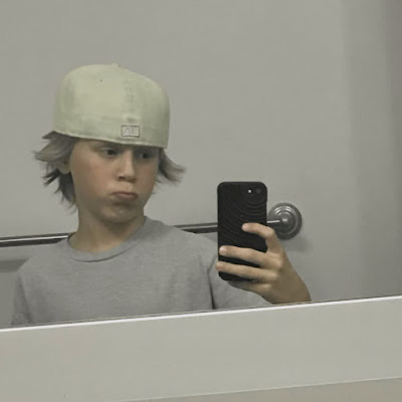 Meet your Posher, Jonas - Picture 1 of 1